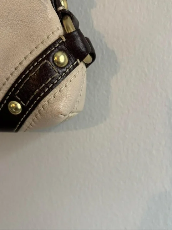 Coach Micro Mini Carly Gold Hardware - Picture 7 of 8